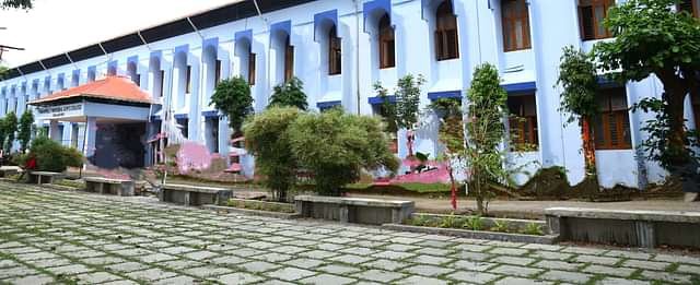 Panampilly_Memorial_Government_College